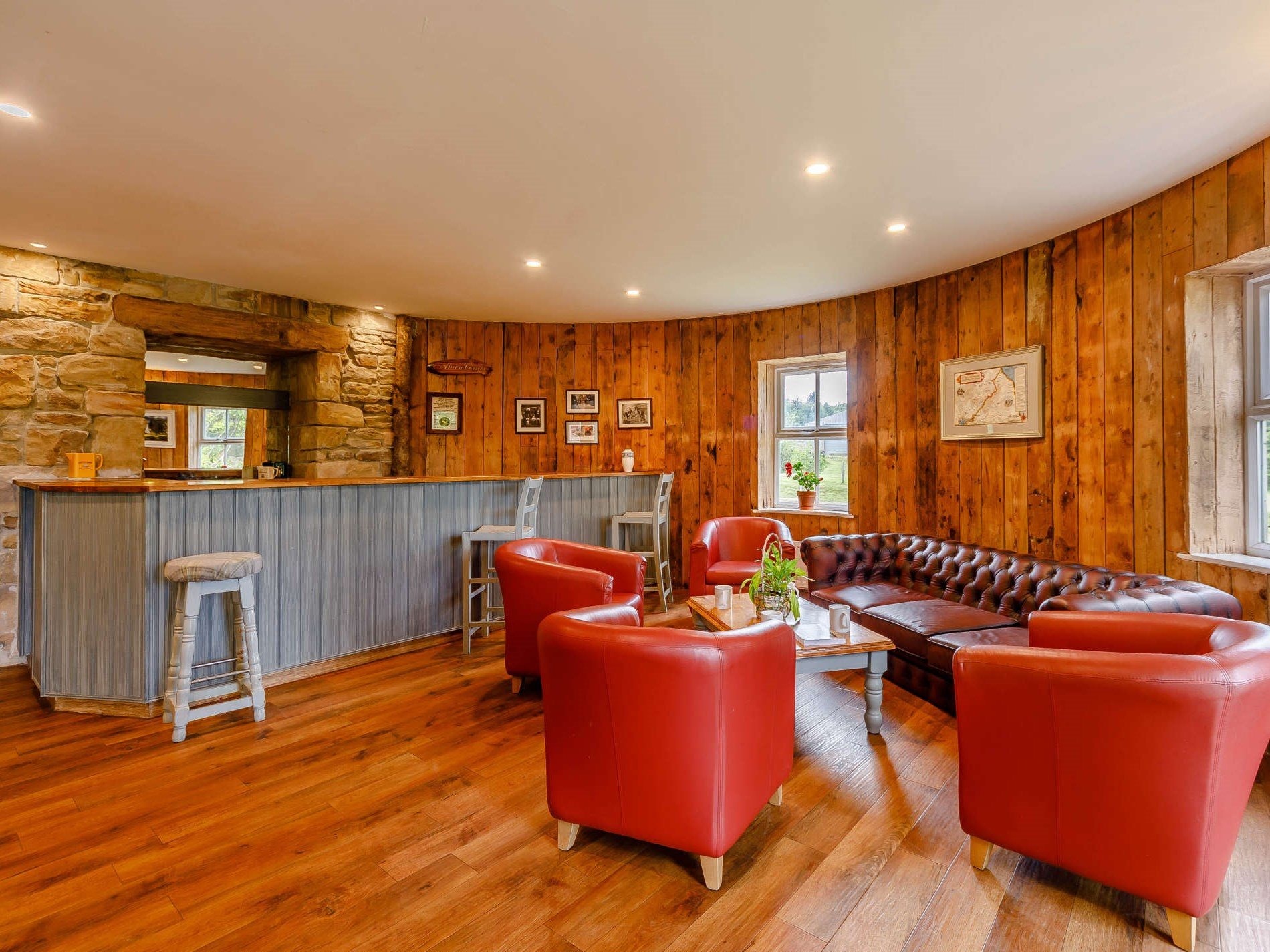 Valley View Estate - Idyllic Countryside Retreat - photo 2