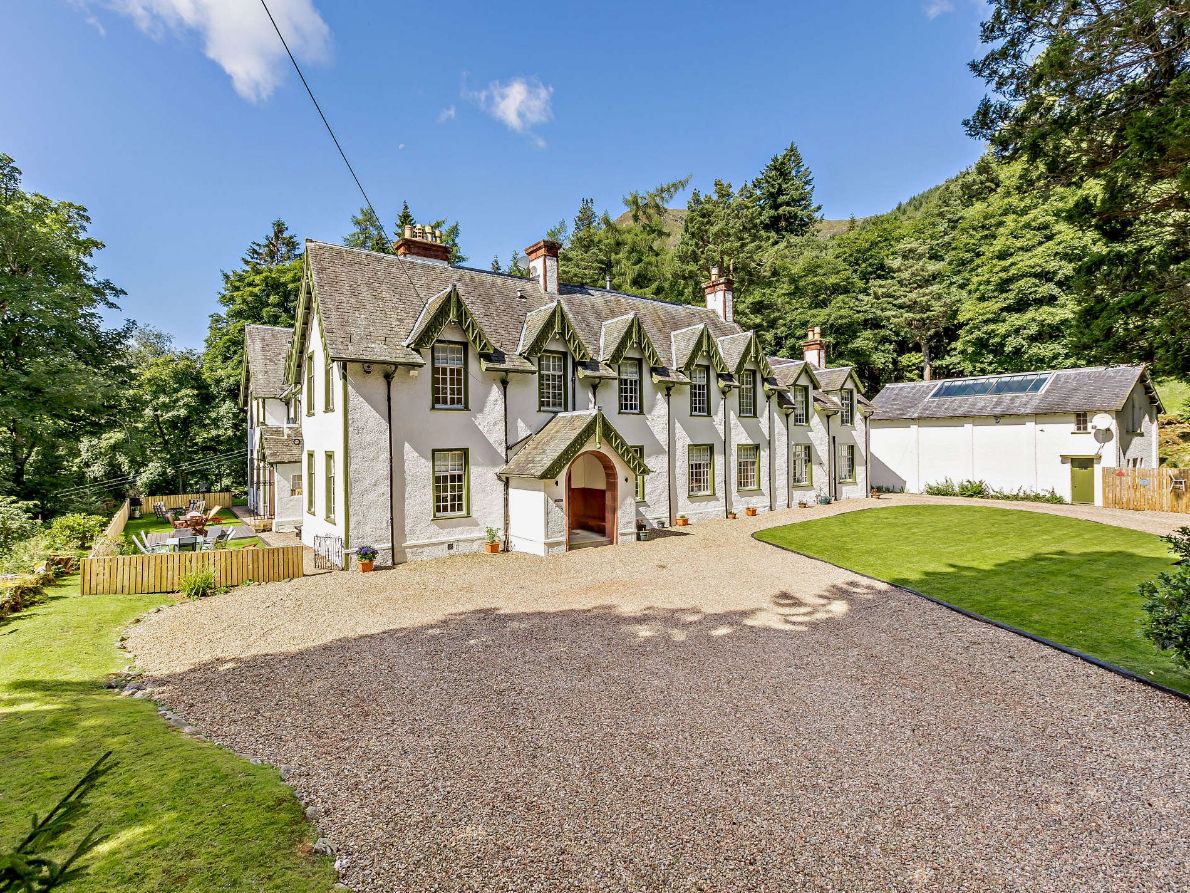 Tranquility Manor - Charming Scottish Cottage - photo 4