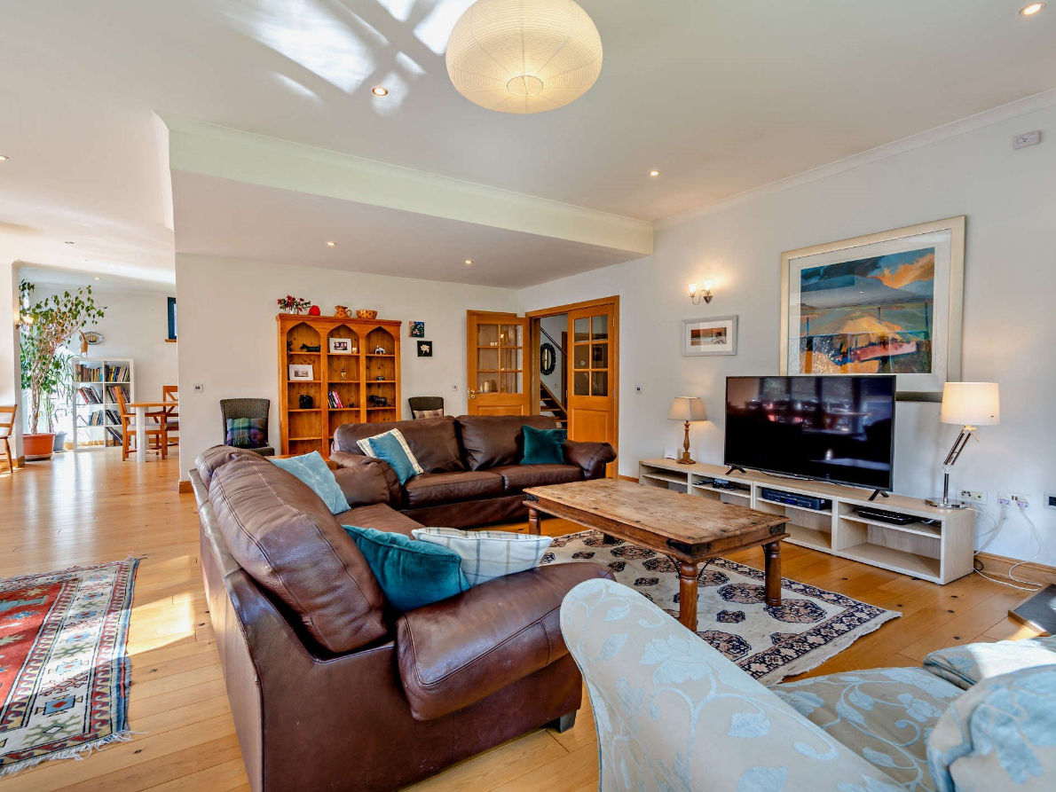 Tranquil Haven - Scenic Retreat - photo 3