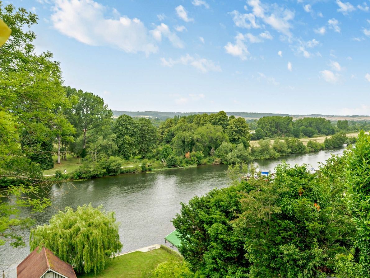River's Edge - Riverside Bliss - photo 2