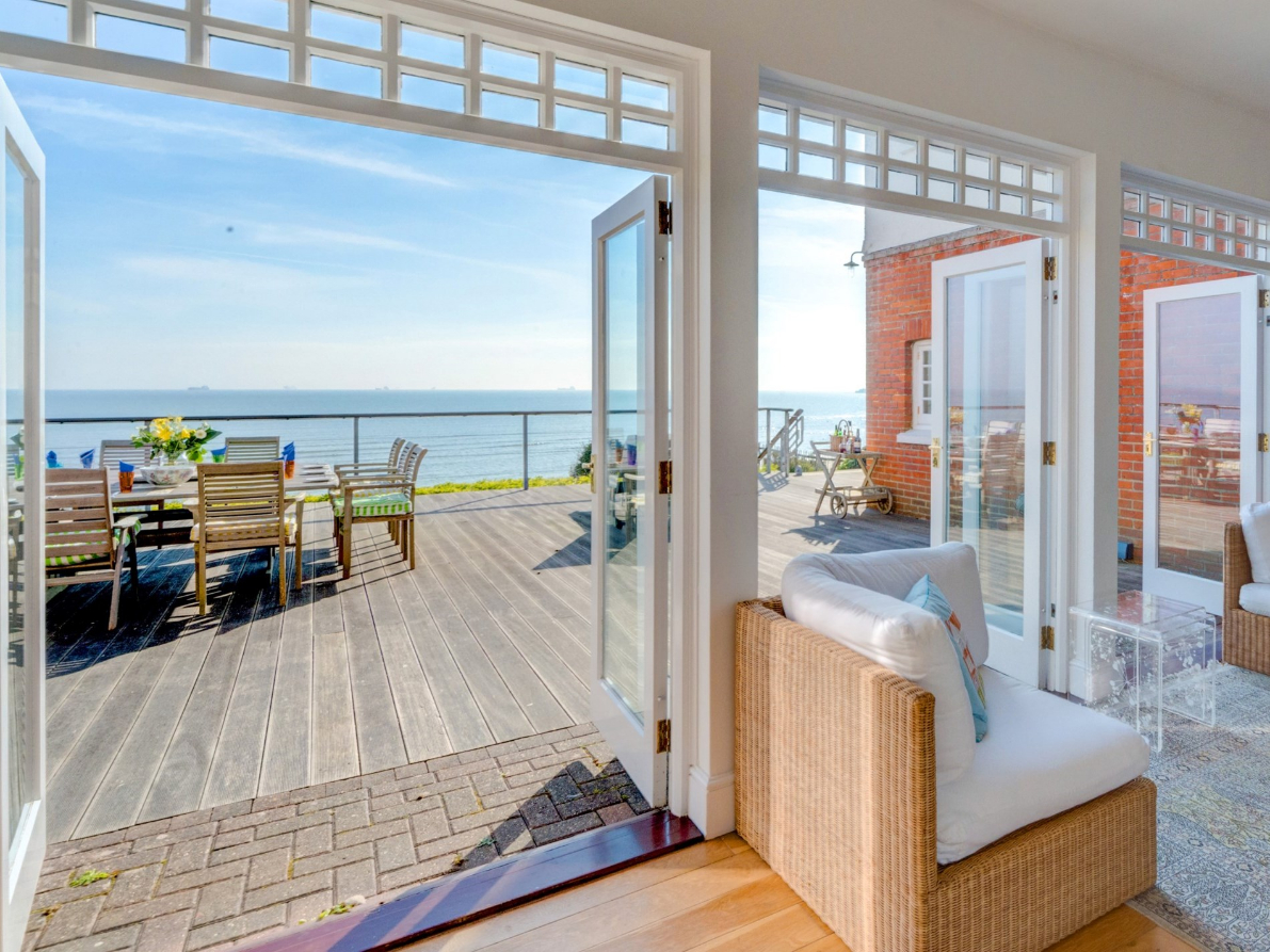 Seashore Serenity - Oceanfront Paradise - photo 2
