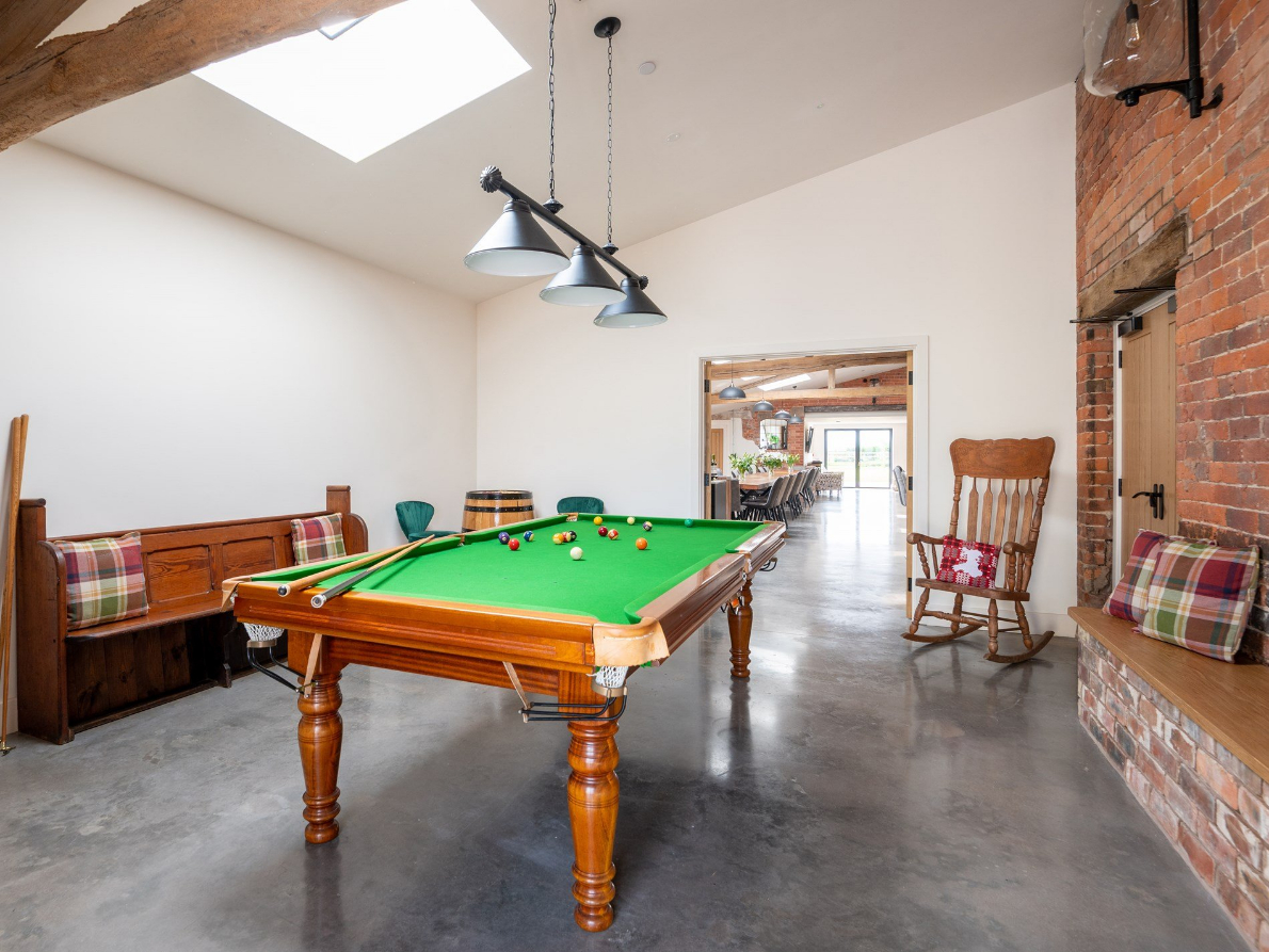Rustic Luxe Haven - Countryside Charm - photo 3