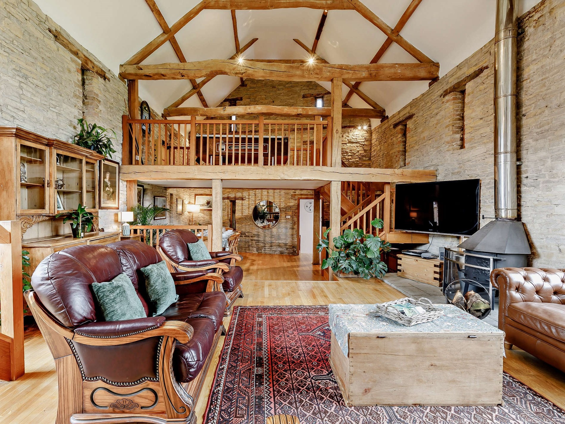 Chaxhill Charm - Secluded, Stylish 7-Bed Retreat - photo 3