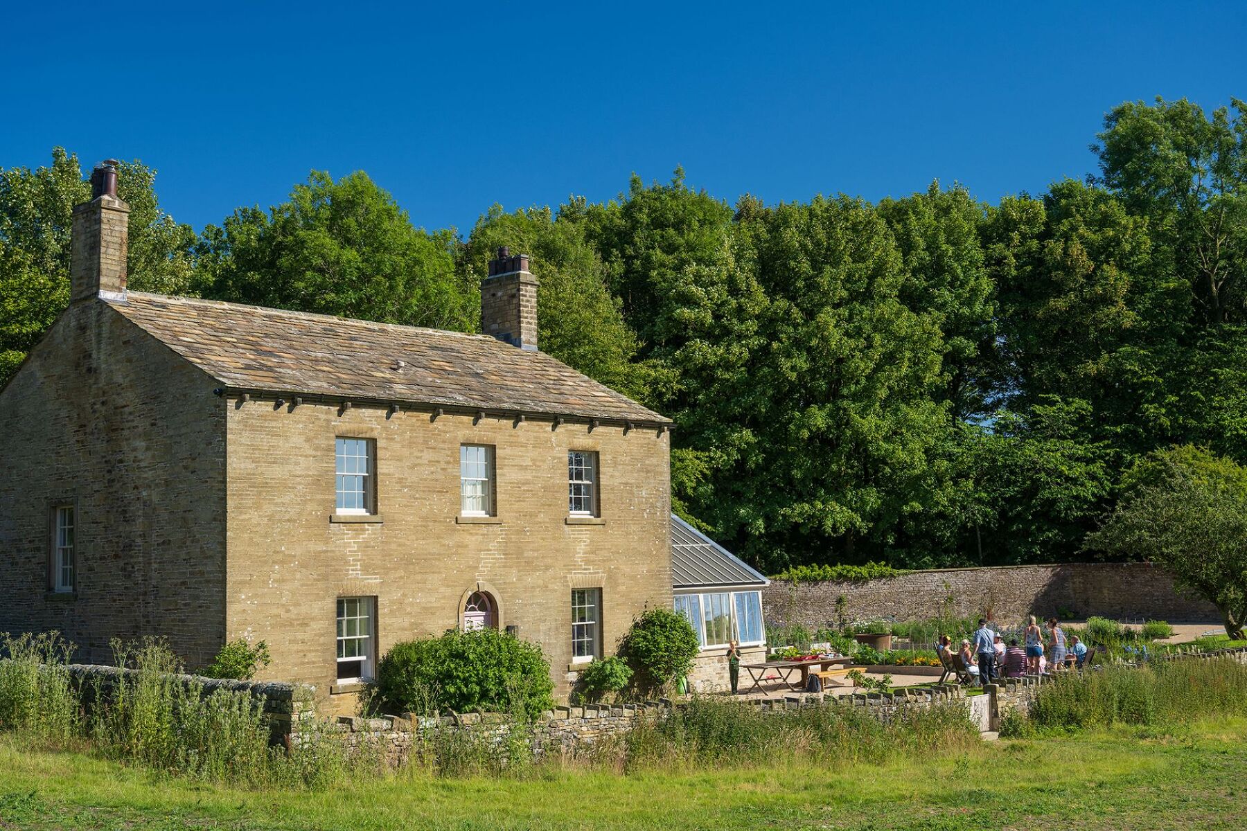 Aaru House