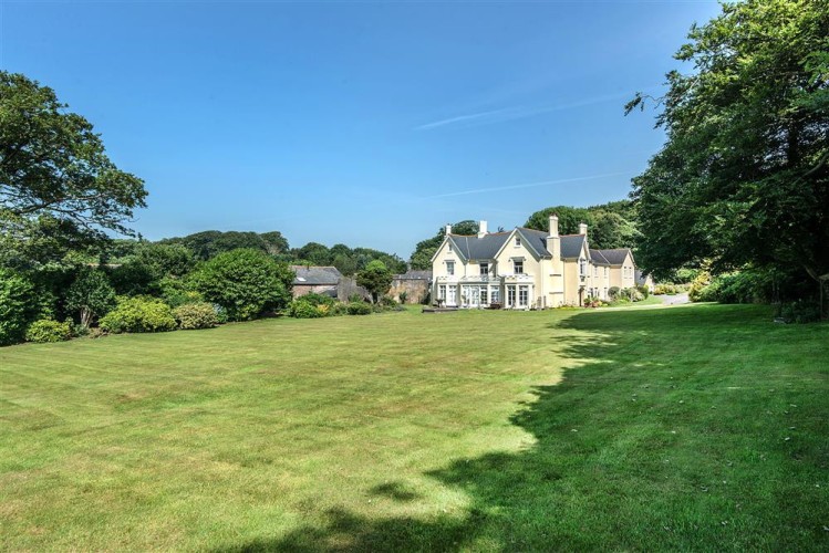 Stokenham, Devon