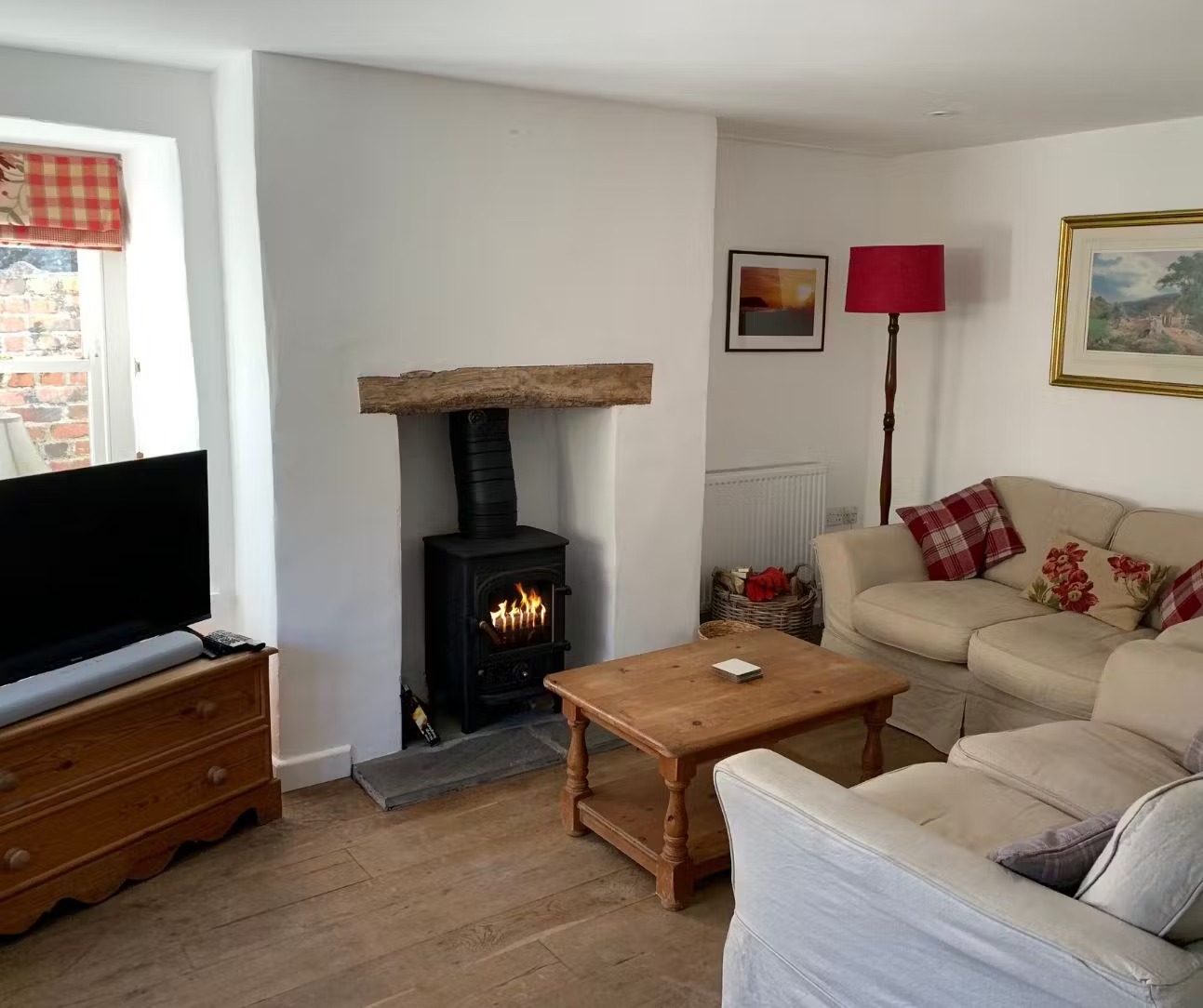 Amesbury - photo 2