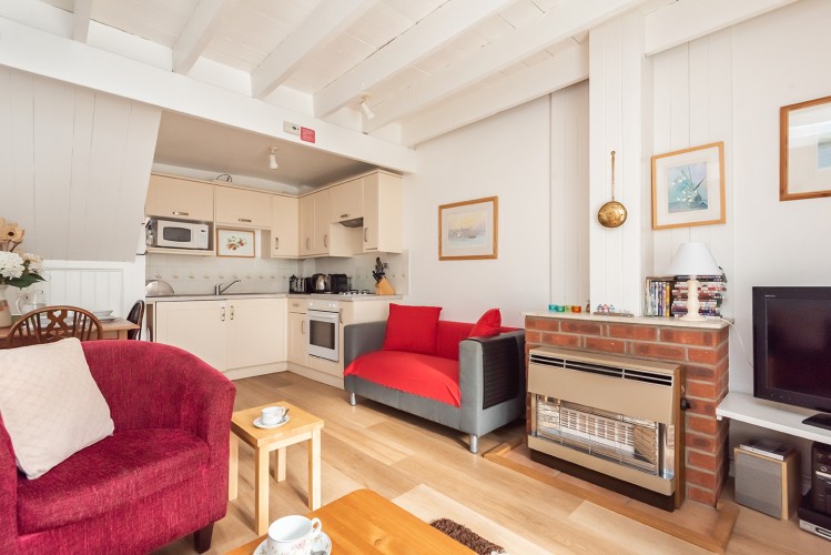 Apple Cottage - photo 4
