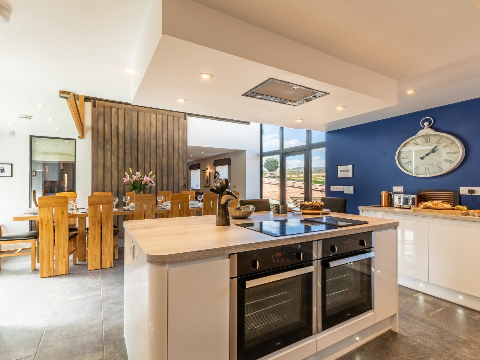 Valley View Manor - Countryside Elegance - photo 4