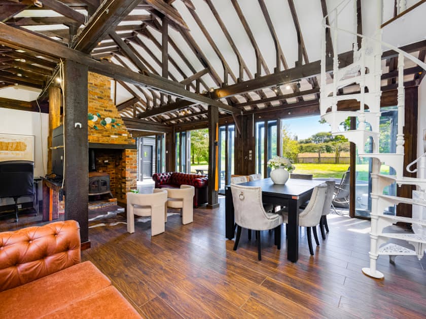 Barn House and Mansion - Essex Barn House - photo 4