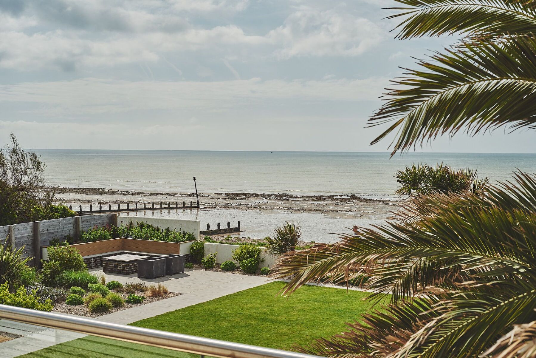 Beach Manor - photo 5