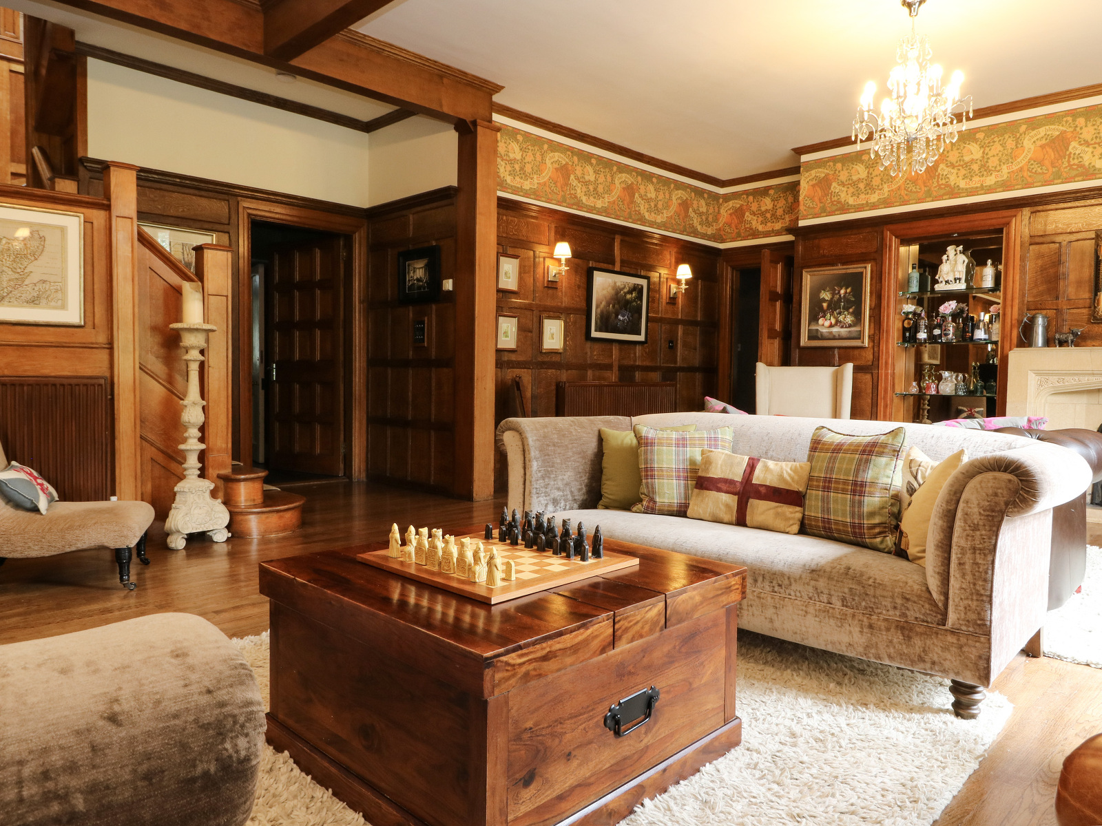 Bearnock Lodge - photo 5