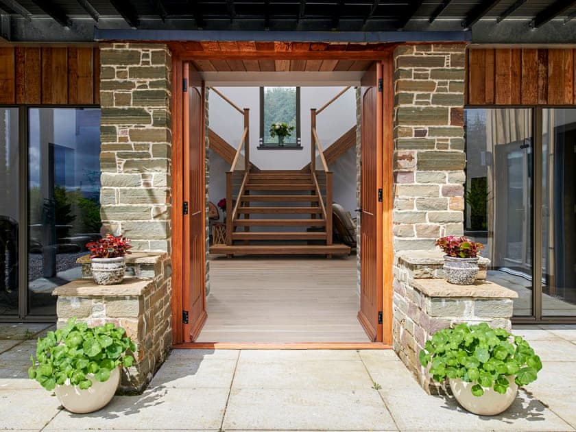 Ben Luna Lodge - photo 2