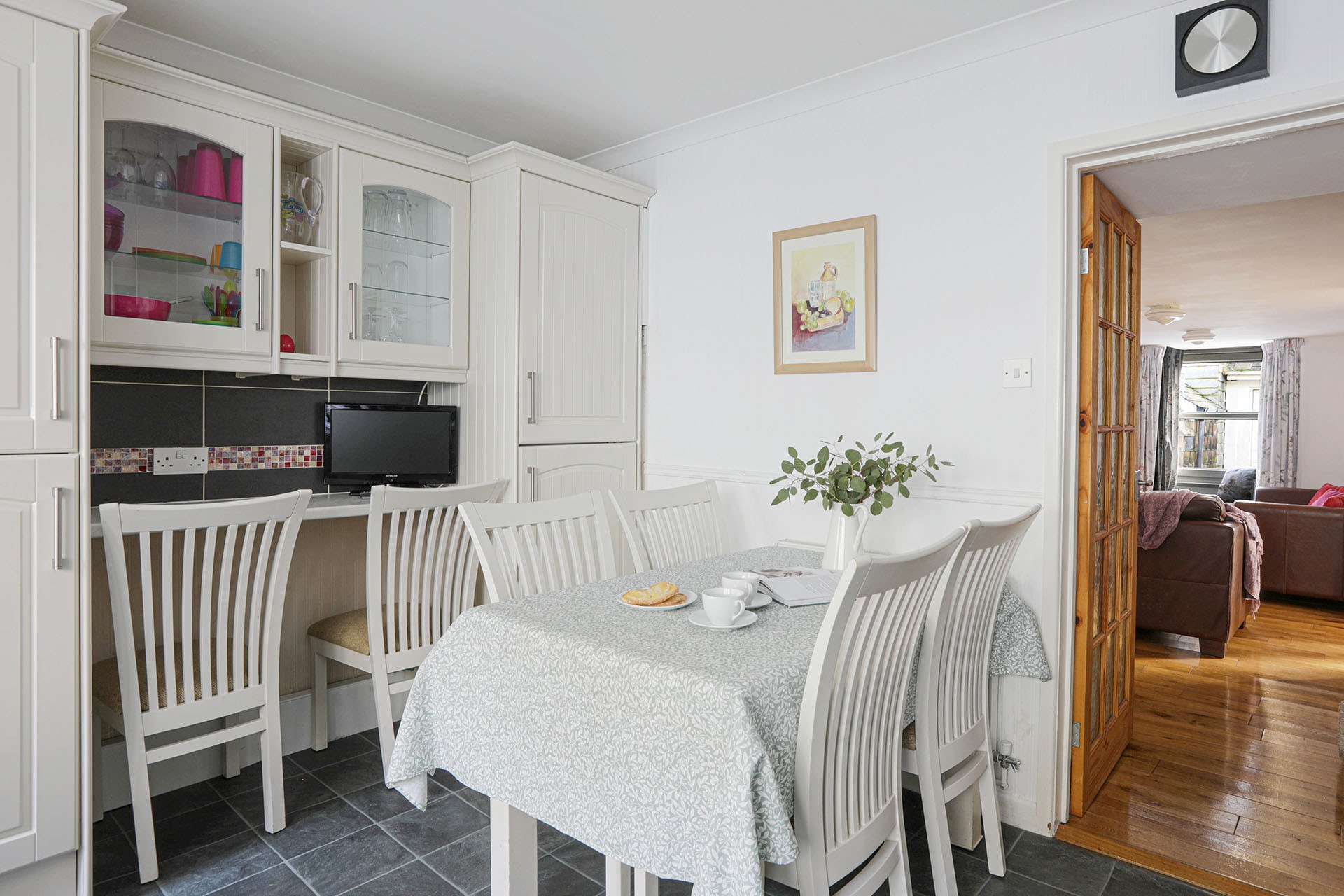 Betty's Cottage - photo 5