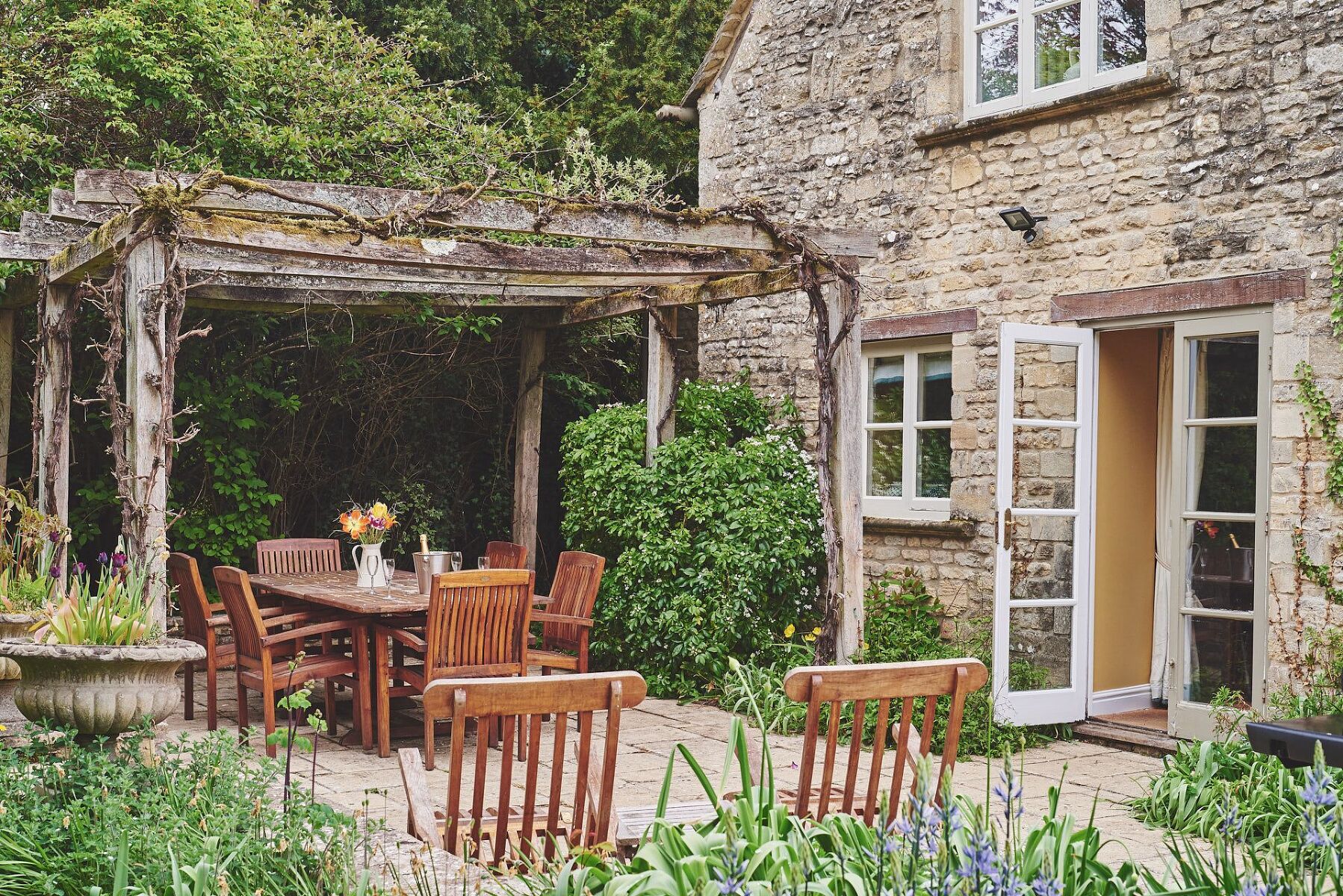 Blake Cottage - photo 5