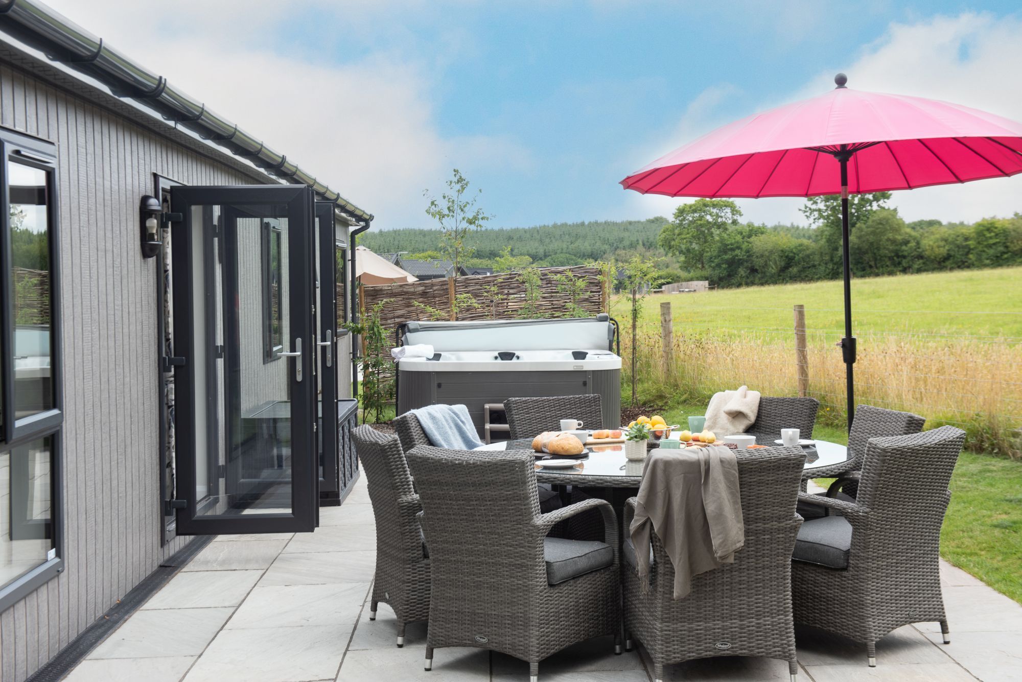 Blossom Lodge, 1 Roadford Lake Lodges - photo 3