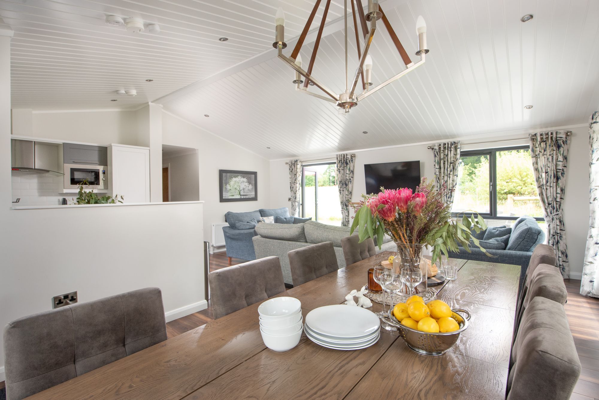 Blossom Lodge, 1 Roadford Lake Lodges - photo 4
