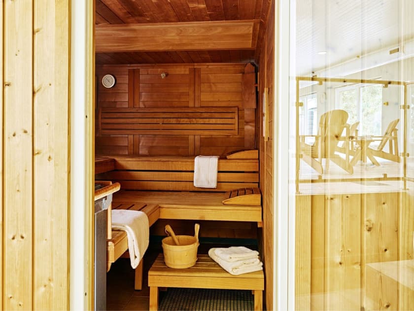Blueburrow Lodge - photo 4