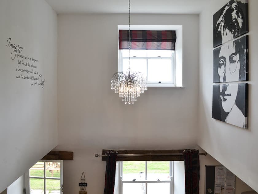 Bowlees Holiday Cottages - The Farmhouse - photo 4