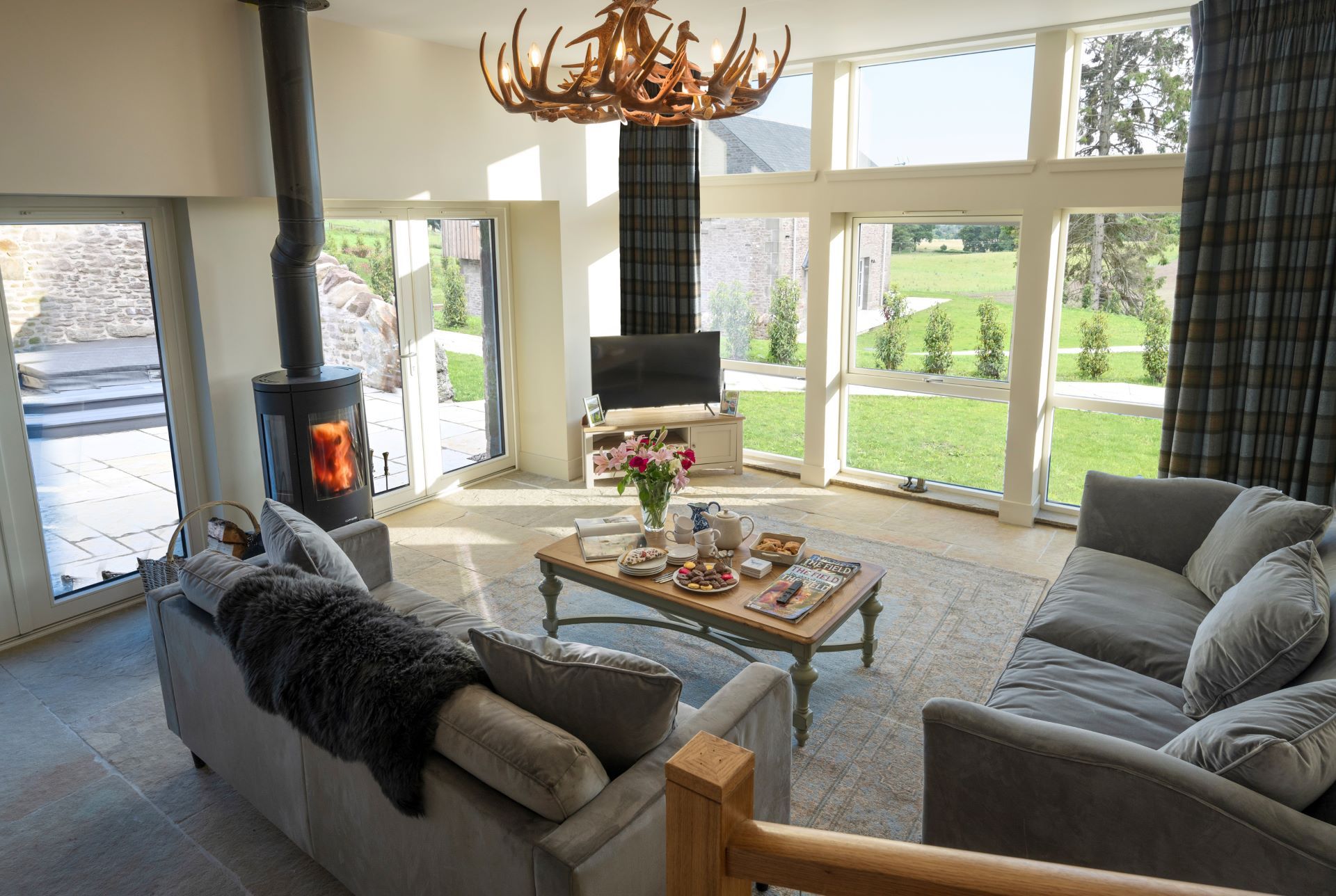 Braeview Steading - photo 3