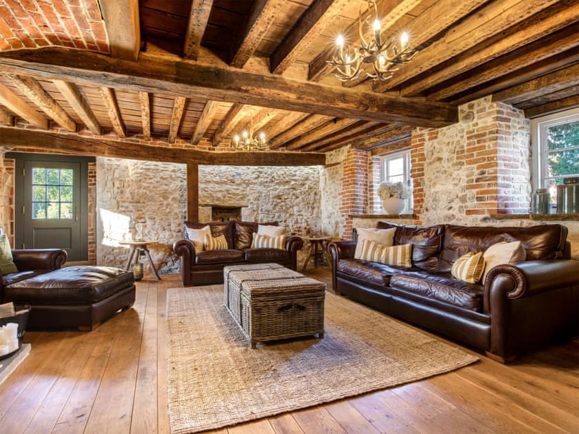 Bramble House - photo 3