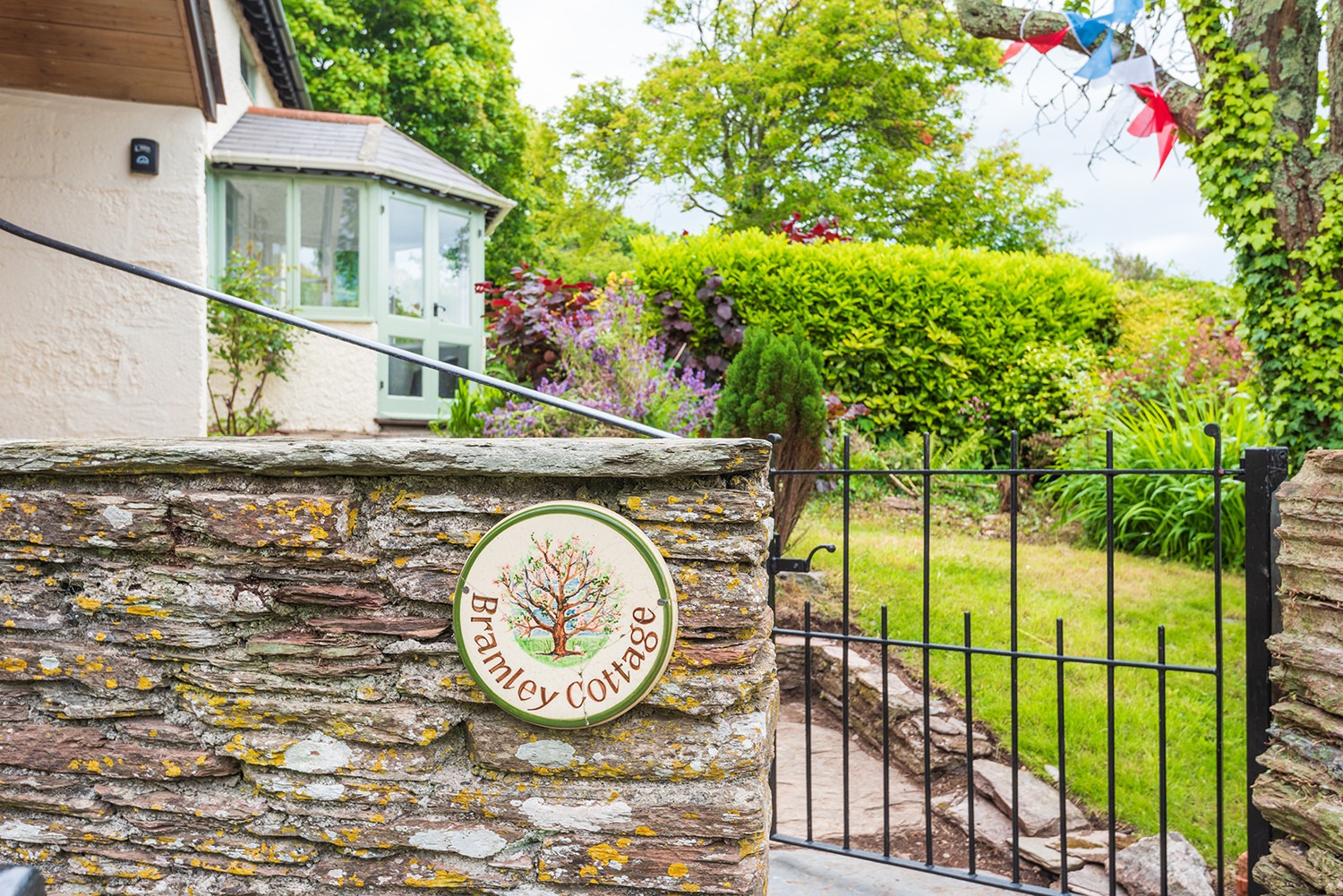 Bramley Cottage - photo 4