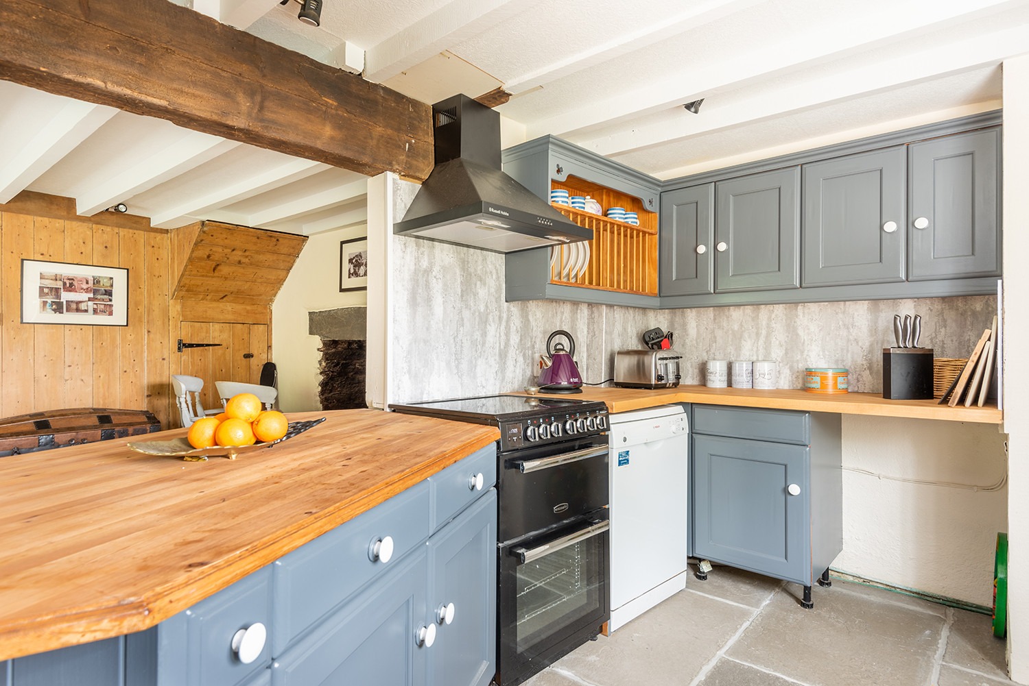 Bramley Cottage - photo 2
