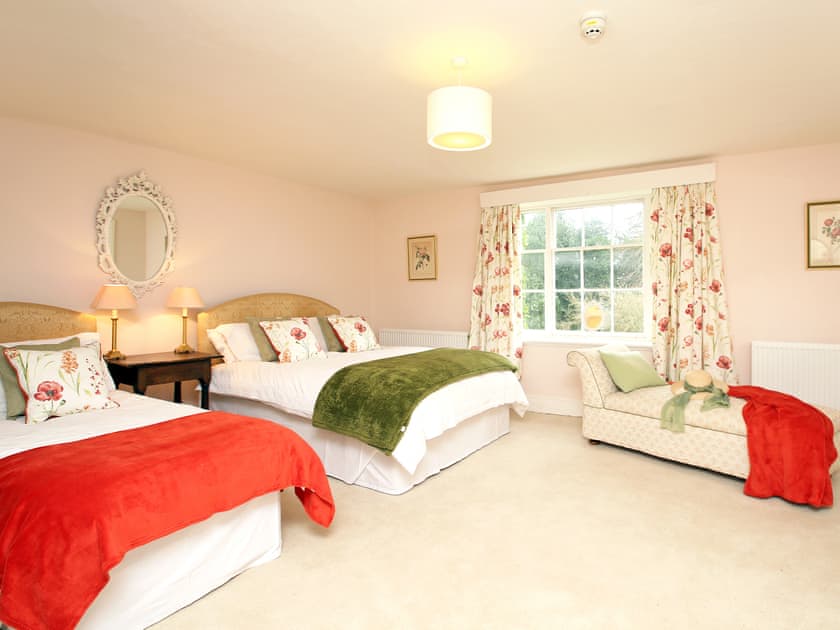 Bressingham Hall - photo 4