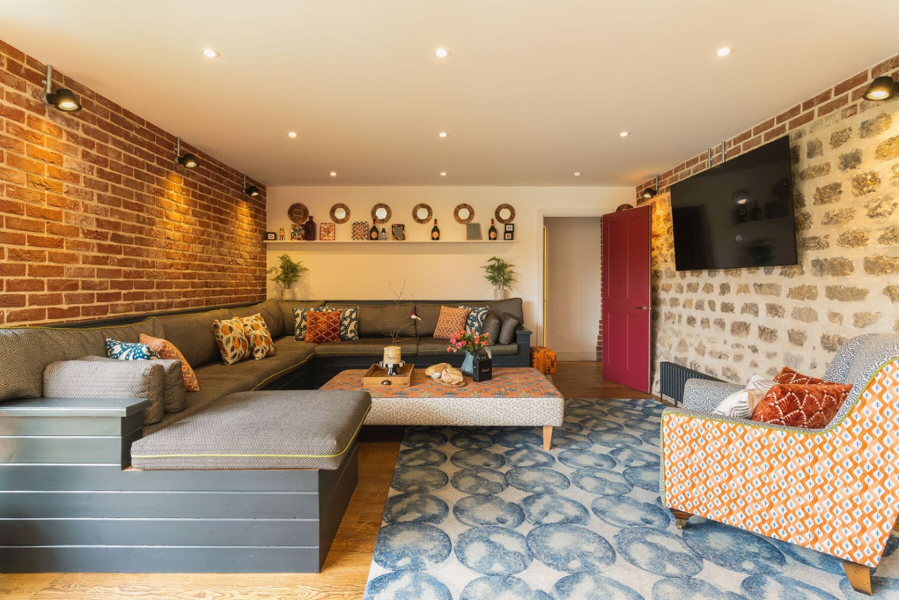 Bright House - photo 2