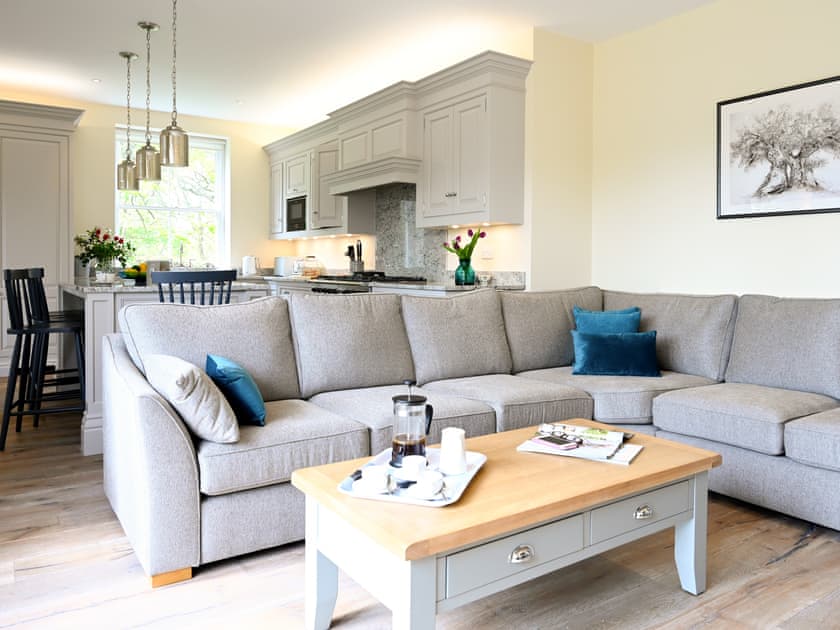 Brook Farmhouse Cottages - The Farmhouse - photo 3