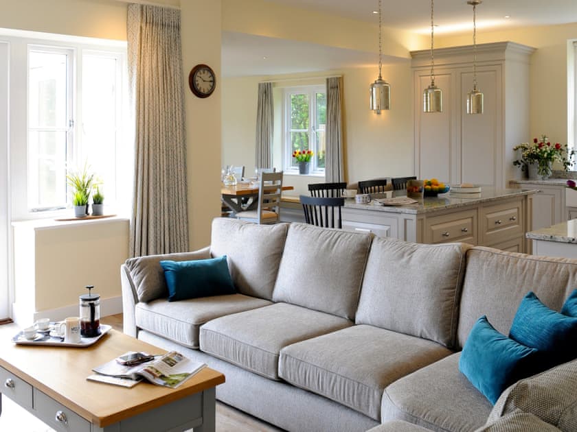 Brook Farmhouse Cottages - The Farmhouse - photo 4