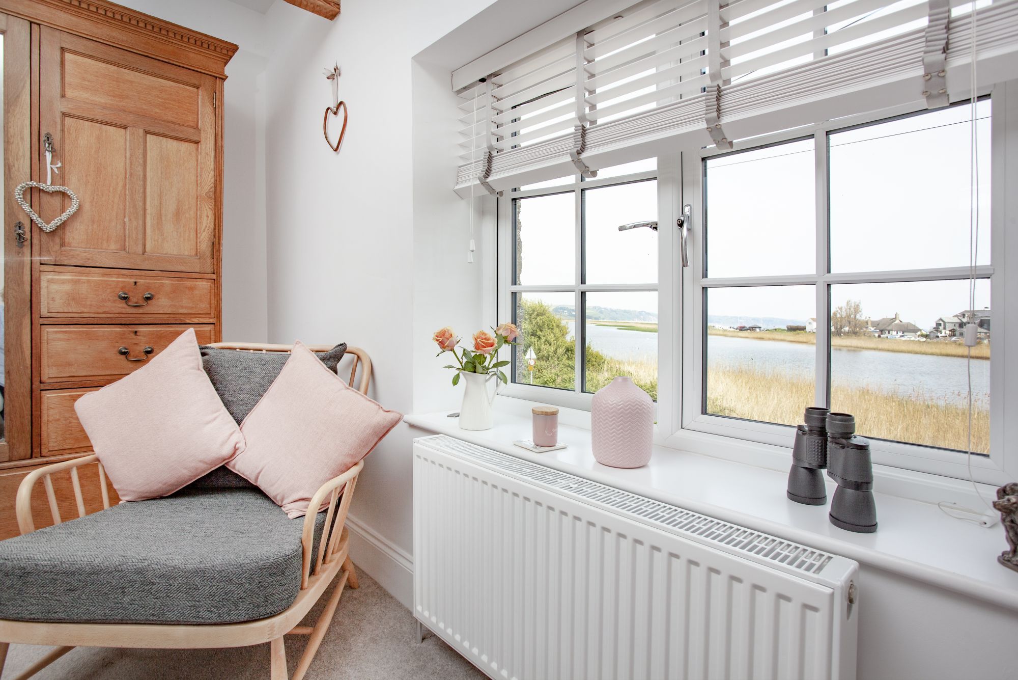 Bumble Cottage - photo 4