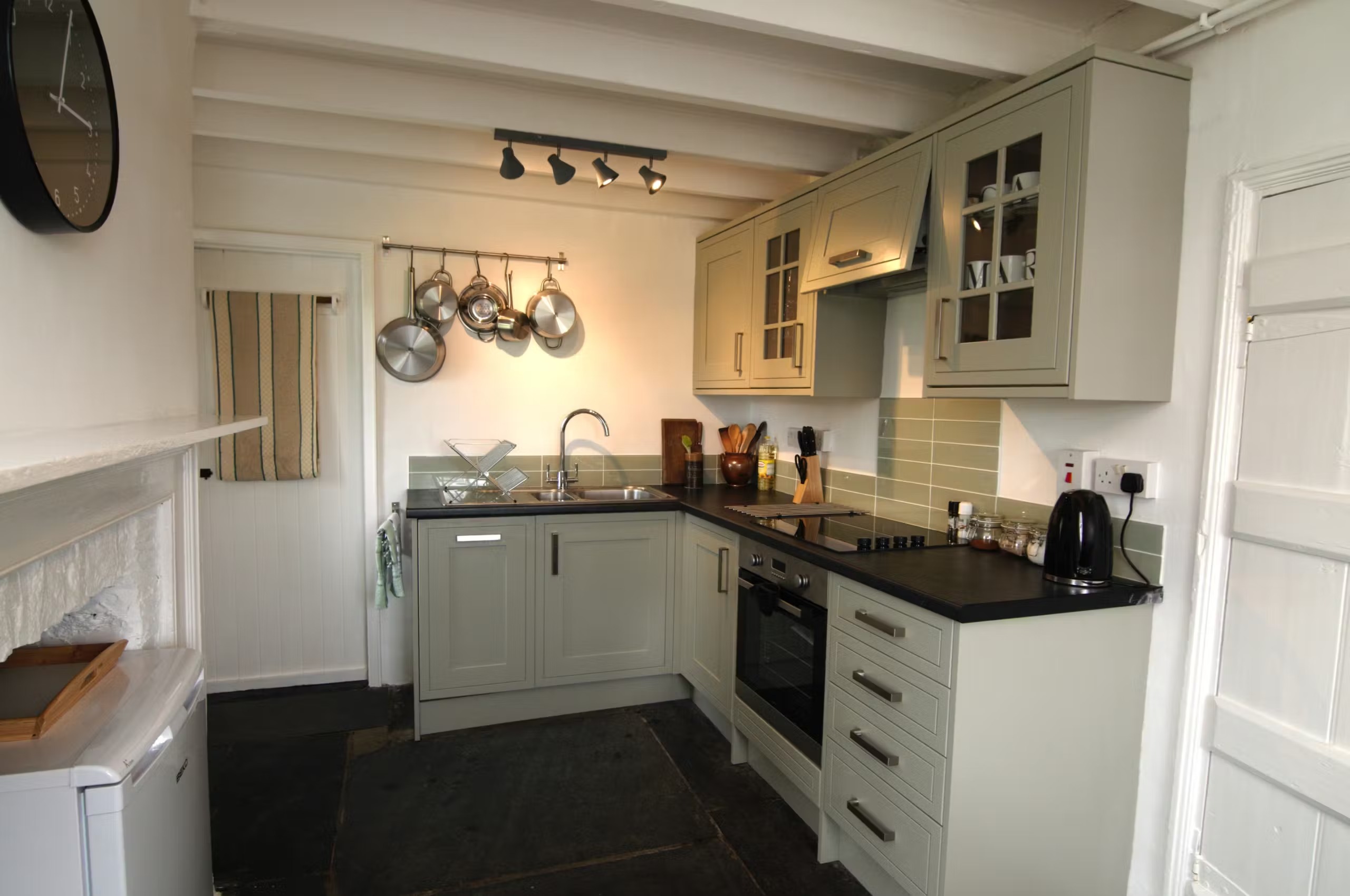 Cae Mawr - photo 2