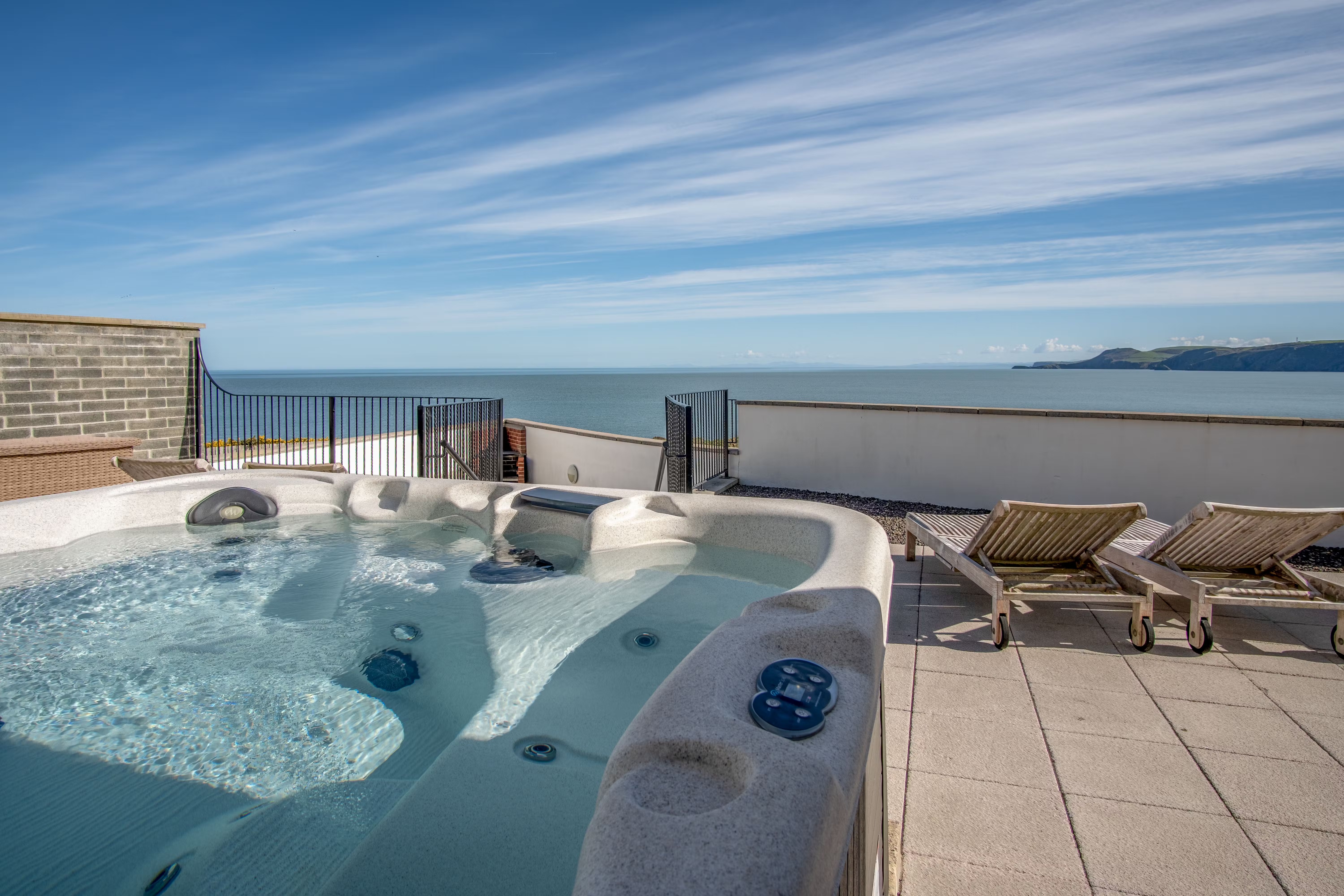 Clifftop Haven - photo 2