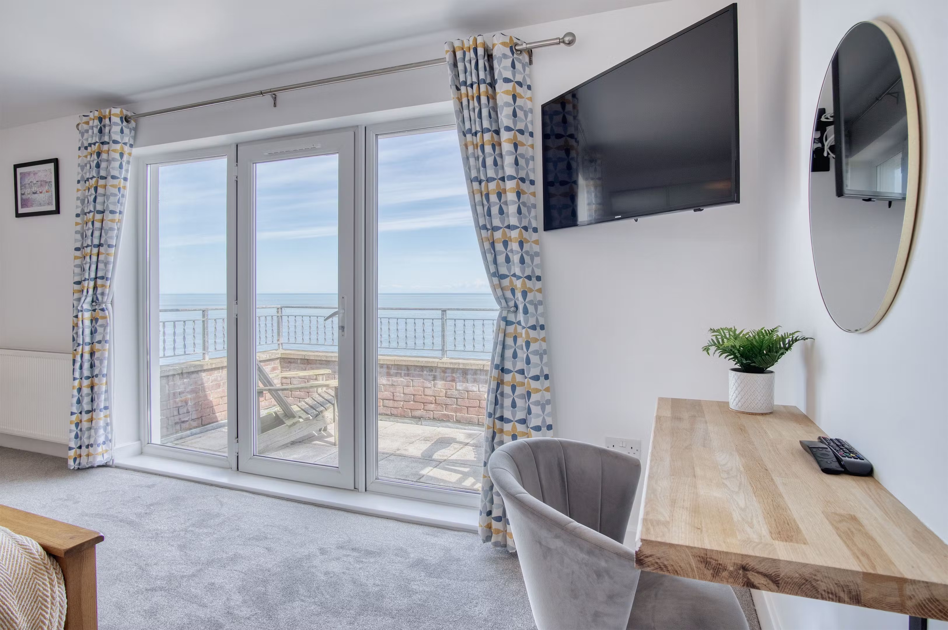 Clifftop Haven - photo 3
