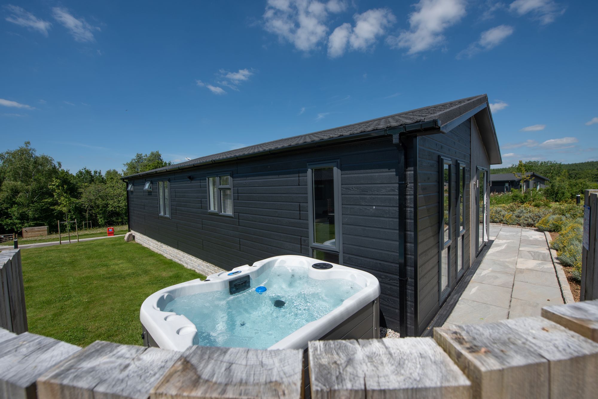 Clover Lodge, 32 Roadford Lake Lodges - photo 2