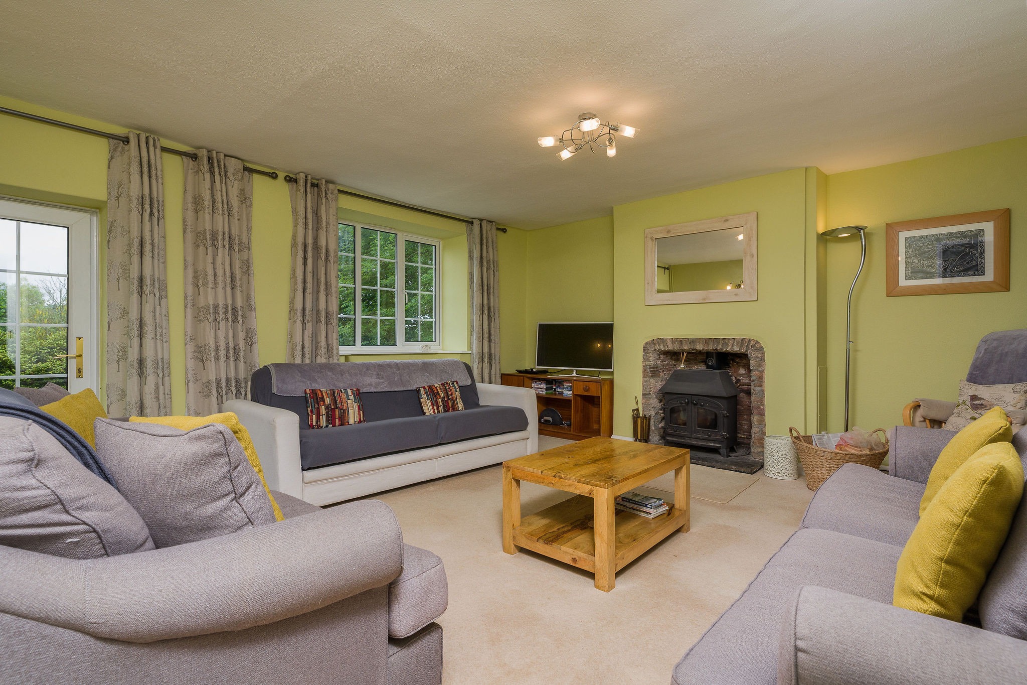 Coombe Park - photo 3