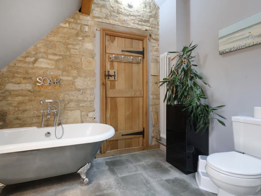 Cotswold Valley Court Manor - photo 3