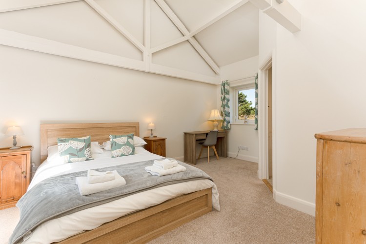 Court Barton Cottage No. 11 - photo 4