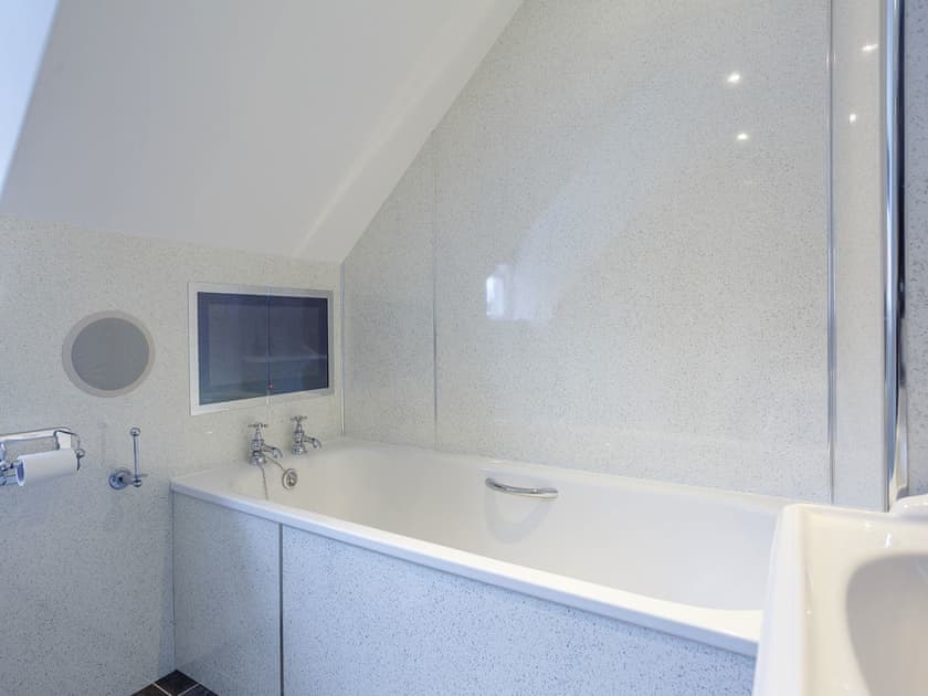 Craigendarroch House - photo 2