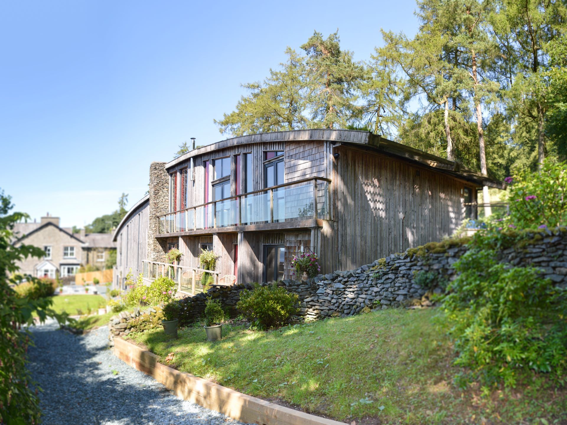 Crescent House