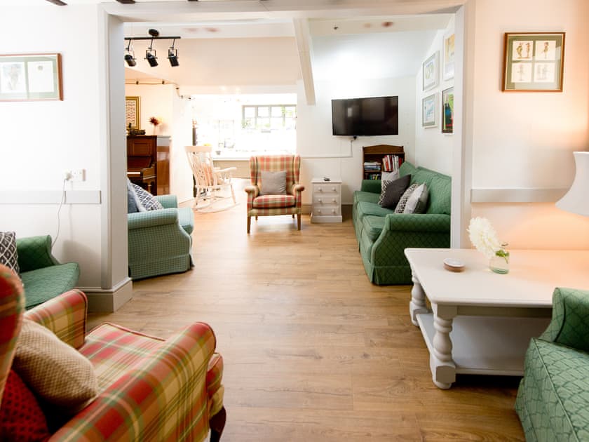 Crown Inn - photo 3