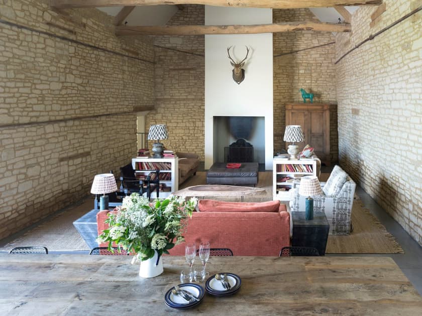 Crucis - The Cotswolds Barn - photo 3