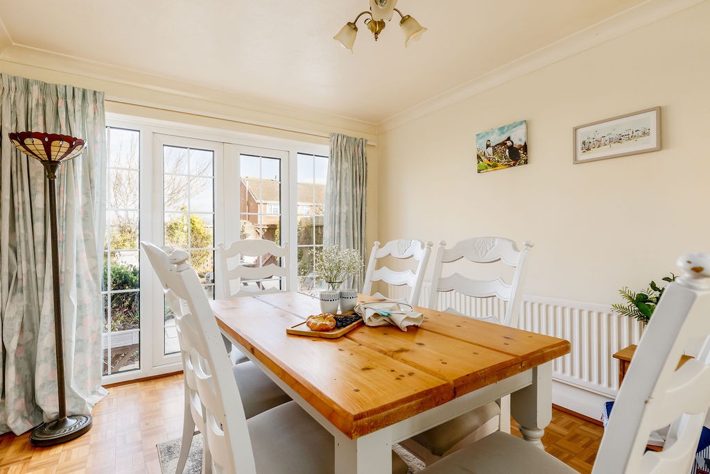 Dolphin Cottage  - photo 2