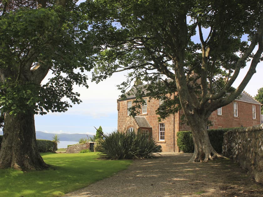Dougarie Estate - The House of Machrie