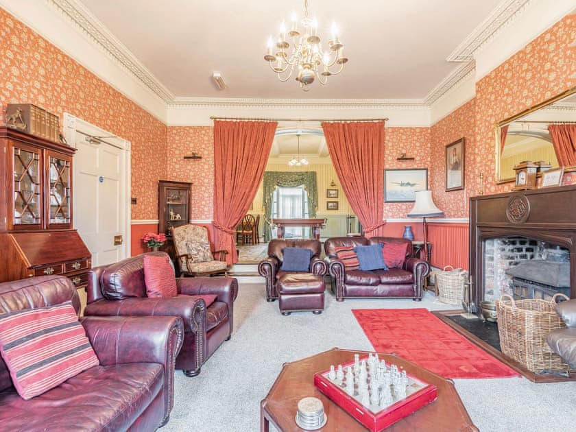 Edderton Hall Country House - photo 3