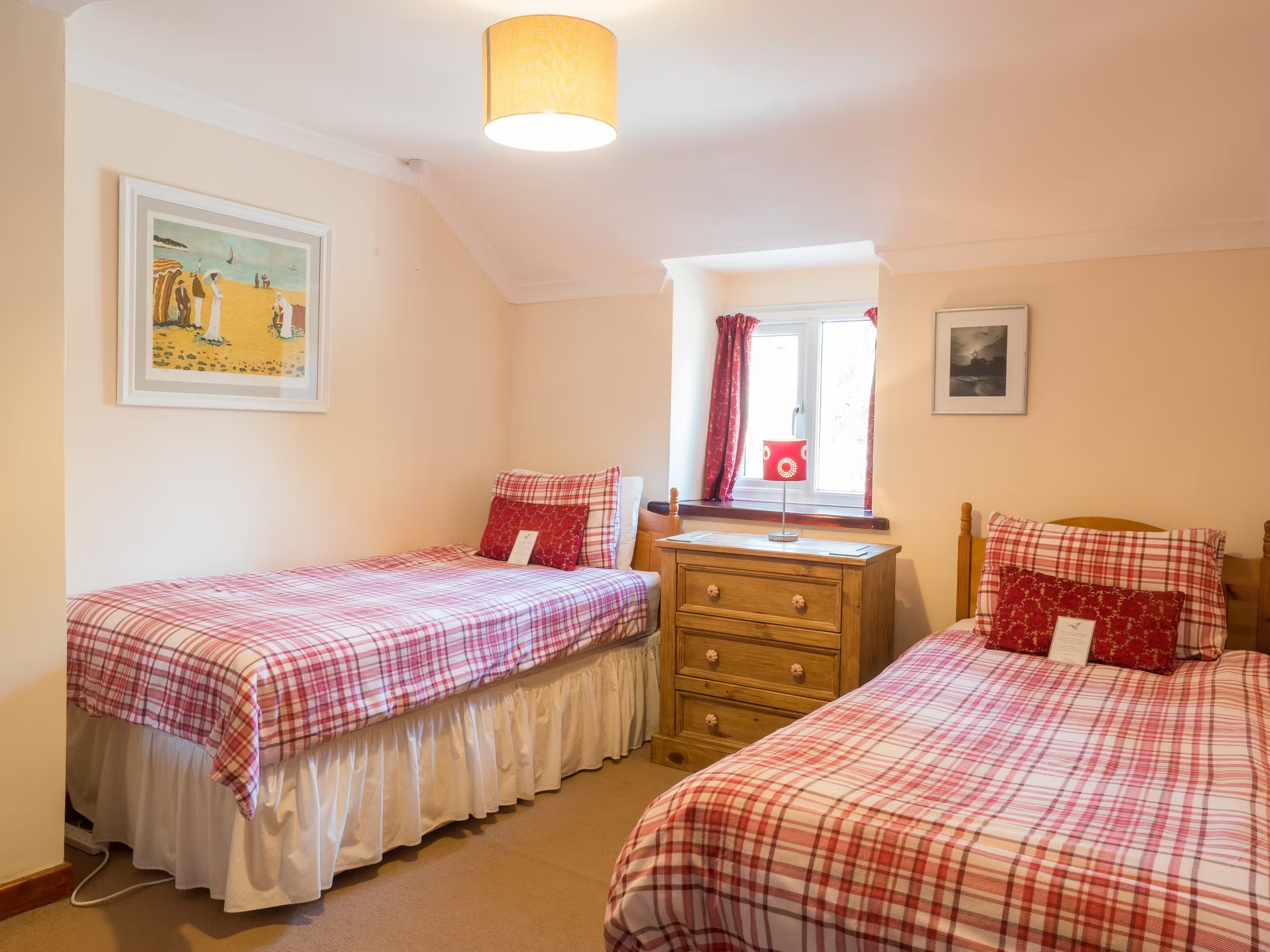 Elmtree Cottage - photo 4