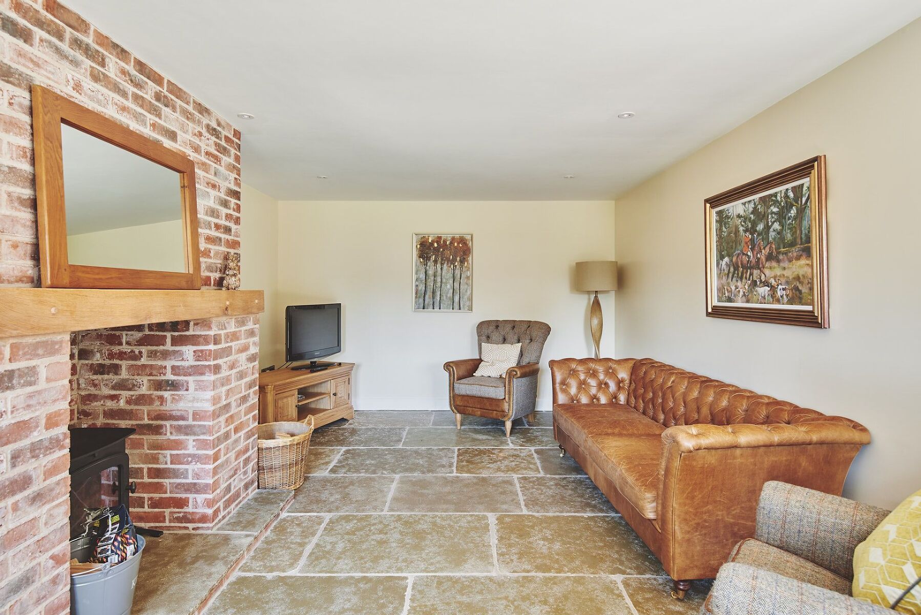 Estate Lodge - photo 2