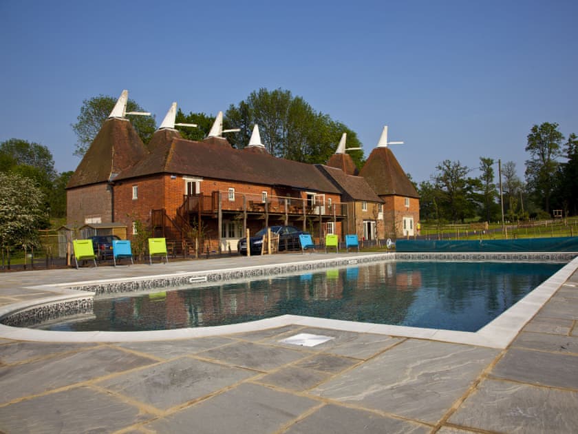 Finchcocks Oast 1-22