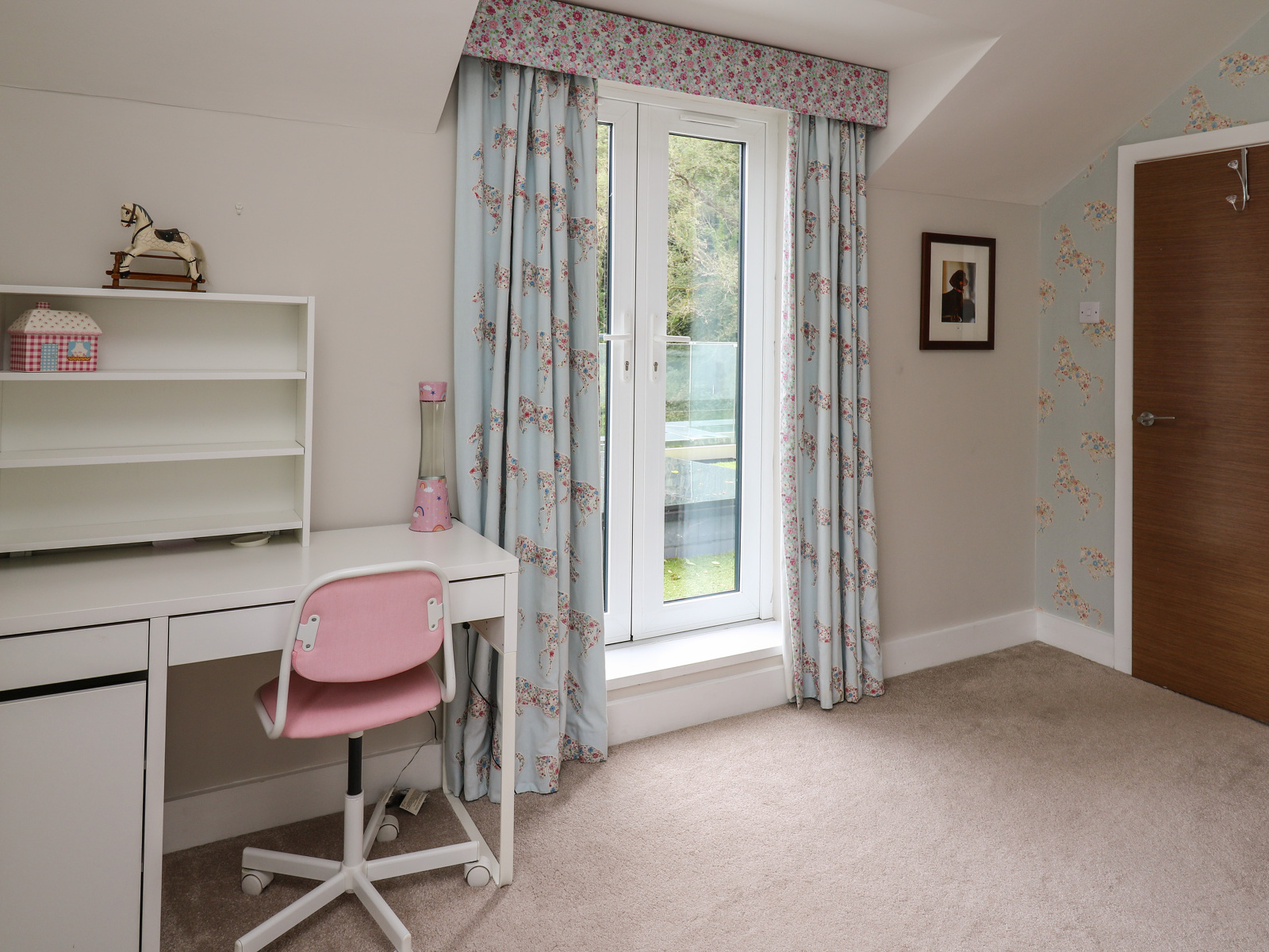 Glamorgan House - photo 2