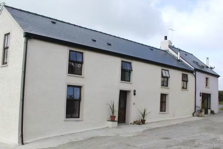 Henllan Amgoed, Carmarthenshire